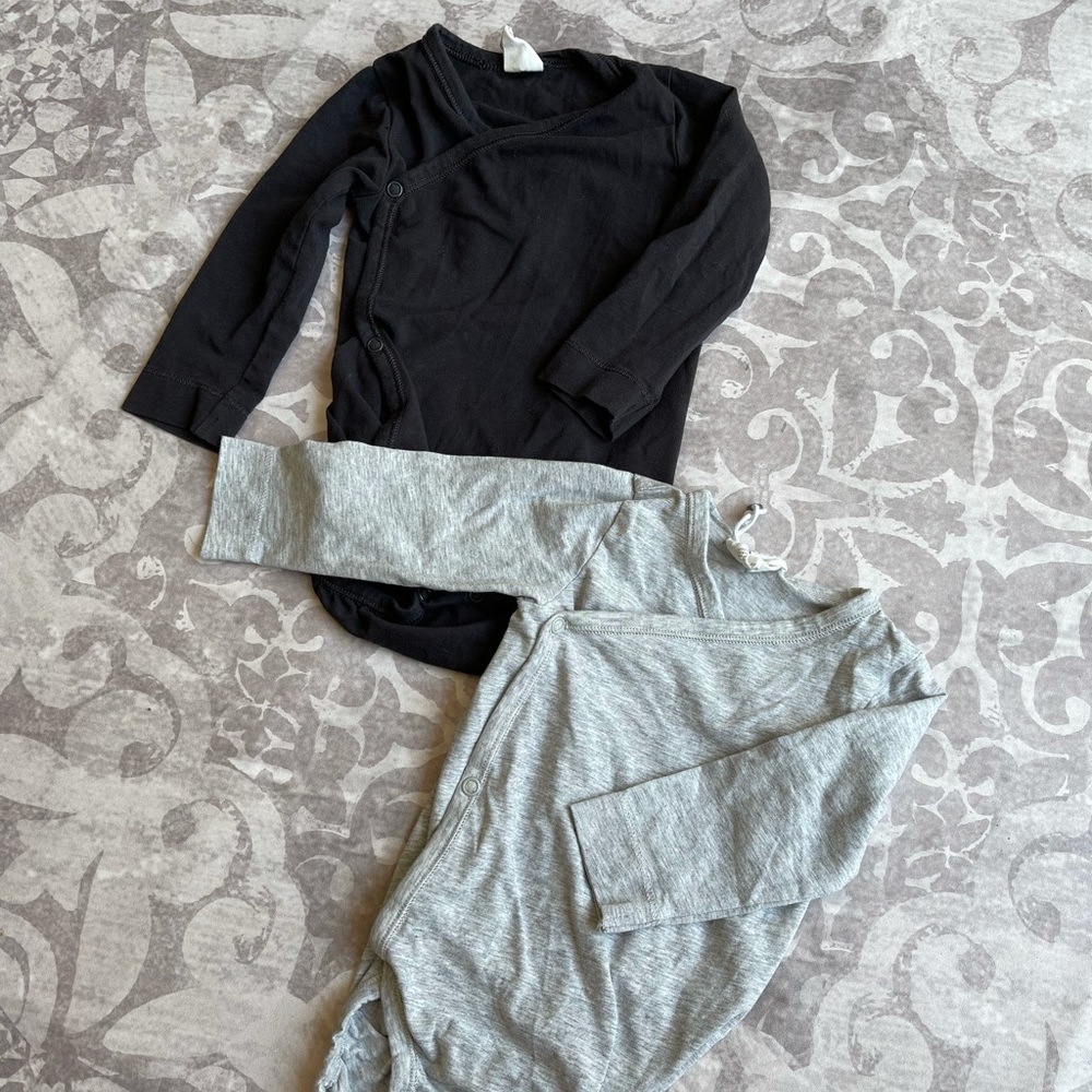 Black and grey bodysuits 6-9 h&m